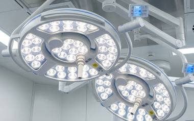 How Do Innovative LED OT Lights in Delhi Illuminate Life-Saving Decisions?